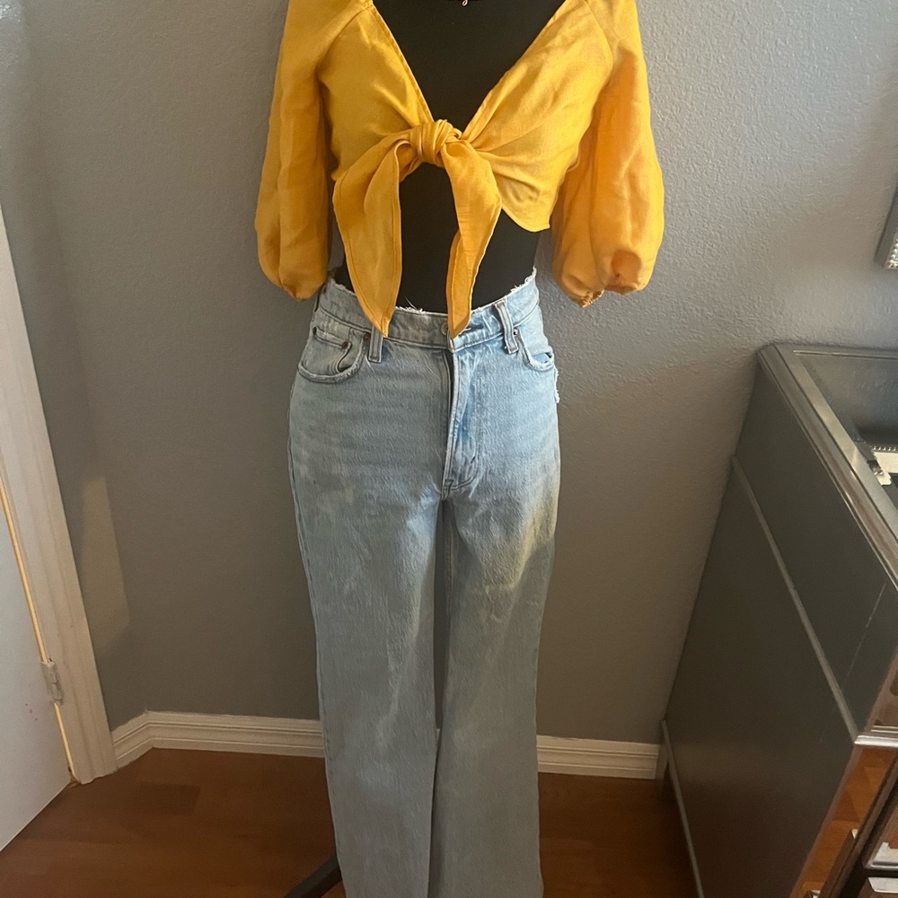Abercrombie and Fitch frisk jeans, wide leg, size 6, short